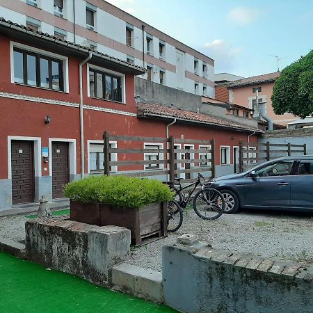 Albergue La Casona Del Peregrino Llanes Zewnętrze zdjęcie