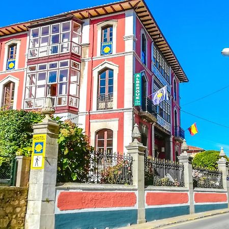 Albergue La Casona Del Peregrino Llanes Zewnętrze zdjęcie