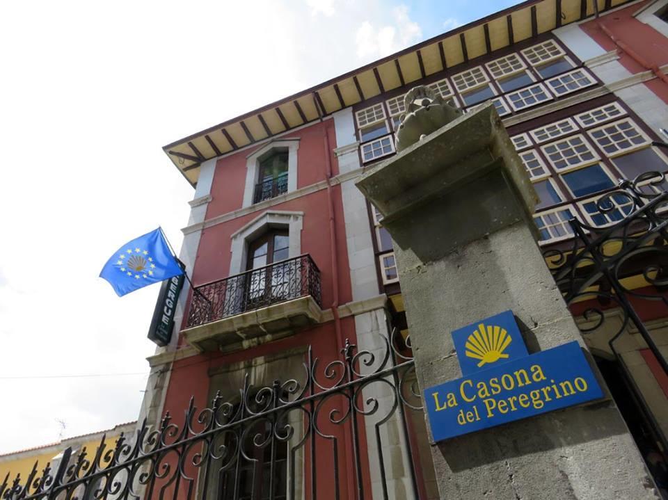 Albergue La Casona Del Peregrino Llanes Zewnętrze zdjęcie